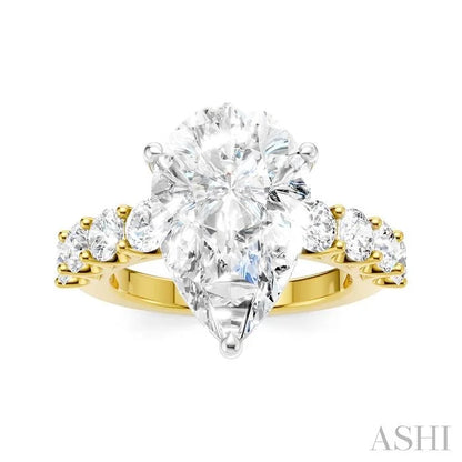 Pear Shape Semi-Mount Diamond Engagement Ring