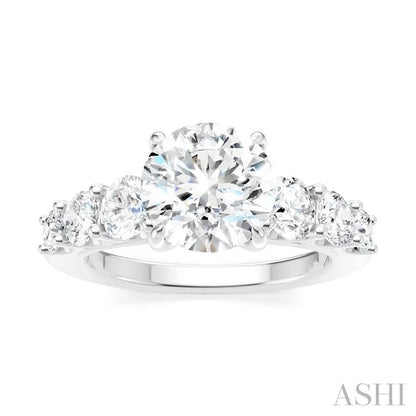 Round Shape Semi-Mount Diamond Engagement Ring