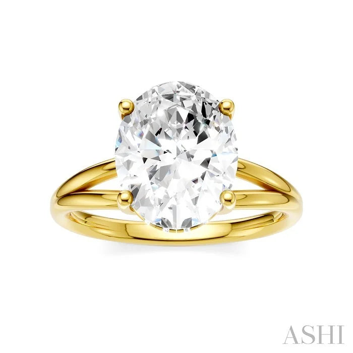 Oval Shape Semi-Mount Diamond Engagement Ring