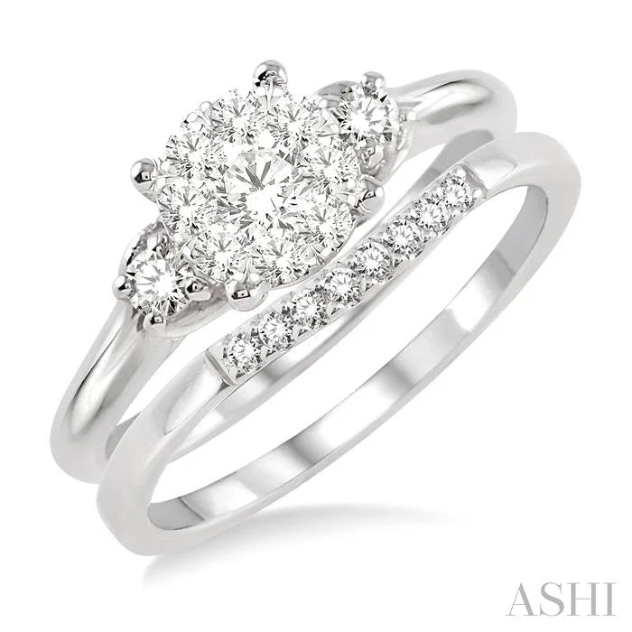 Round Shape Lovebright Diamond Wedding Set