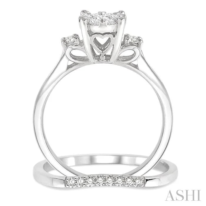 Round Shape Lovebright Diamond Wedding Set