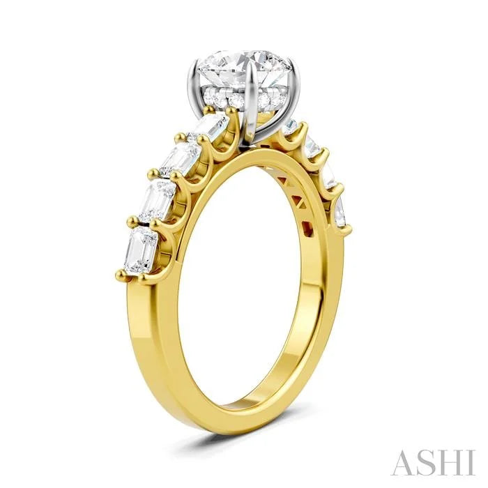 Round Shape Semi-Mount Diamond Engagement Ring