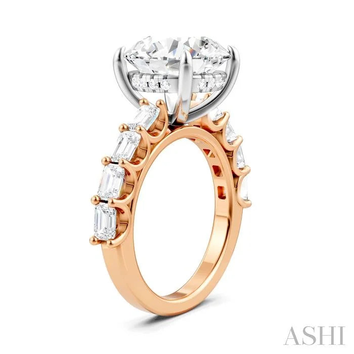 Round Shape Semi-Mount Diamond Engagement Ring
