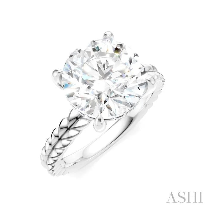 Round Shape Semi-Mount Diamond Engagement Ring