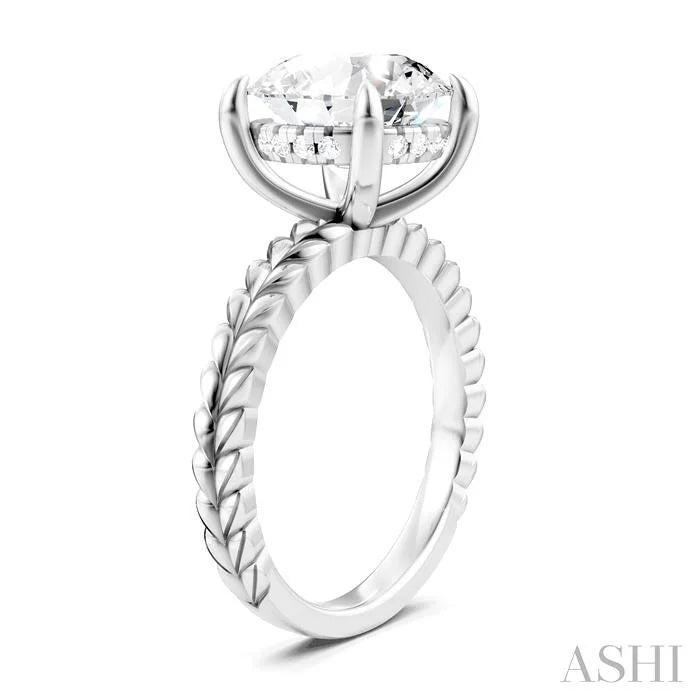 Round Shape Semi-Mount Diamond Engagement Ring