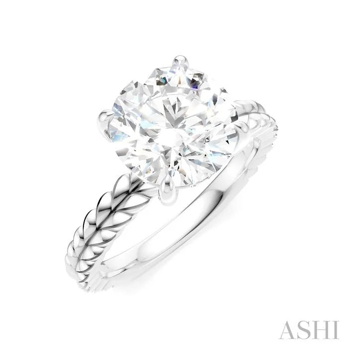 Round Shape Semi-Mount Diamond Engagement Ring