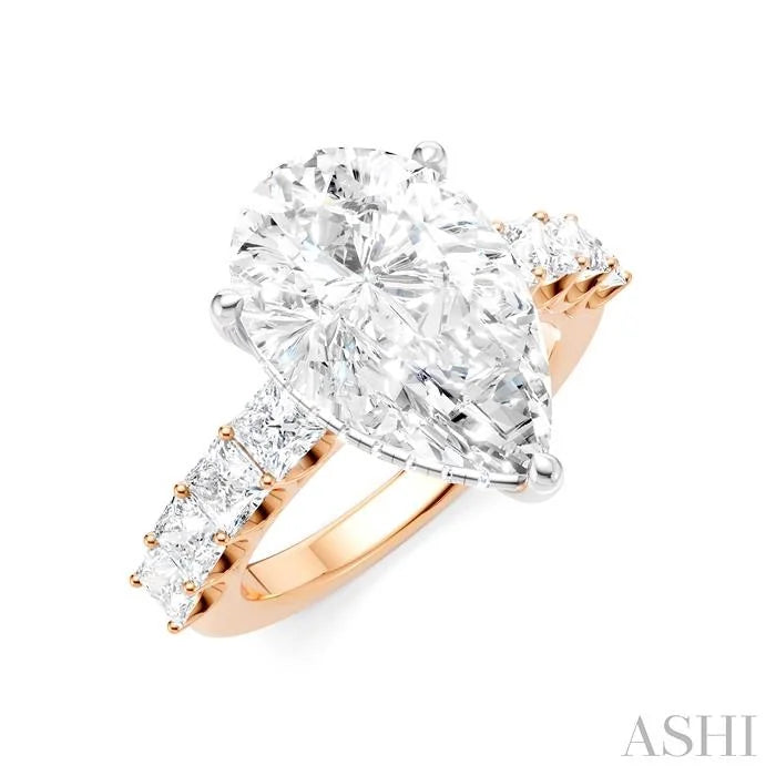 Pear Shape Semi-Mount Diamond Engagement Ring