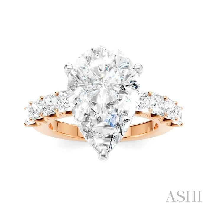 Pear Shape Semi-Mount Diamond Engagement Ring