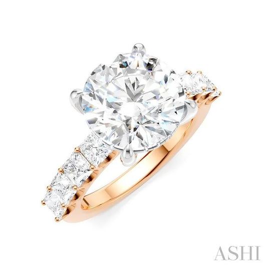 Round Shape Semi-Mount Diamond Engagement Ring