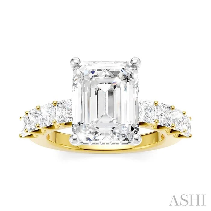 Emerald Shape Semi-Mount Diamond Engagement Ring