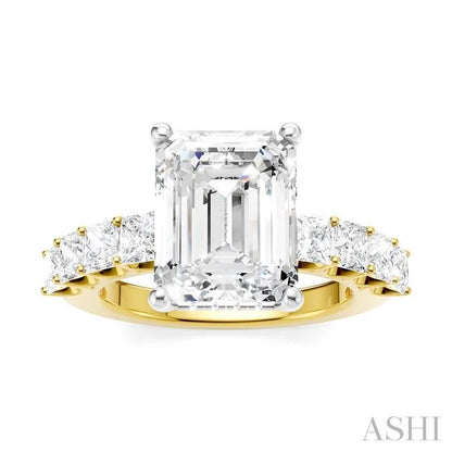 Emerald Shape Semi-Mount Diamond Engagement Ring