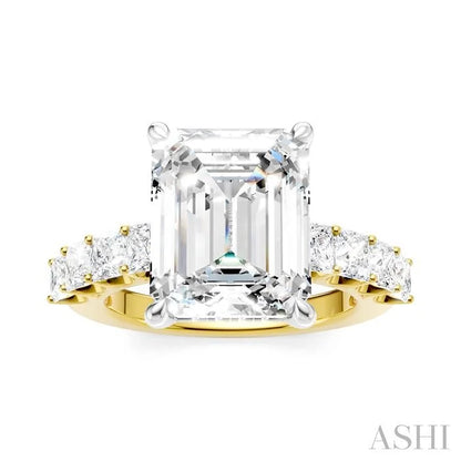 Emerald Shape Semi-Mount Diamond Engagement Ring