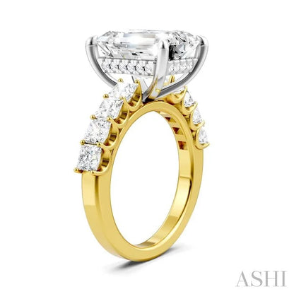 Emerald Shape Semi-Mount Diamond Engagement Ring
