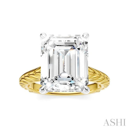 Emerald Shape Semi-Mount Diamond Engagement Ring