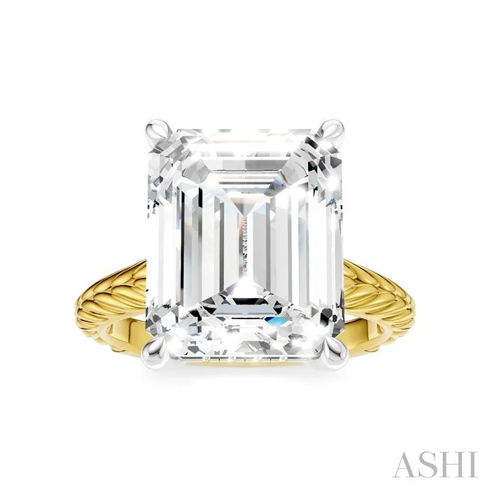 Emerald Shape Semi-Mount Diamond Engagement Ring