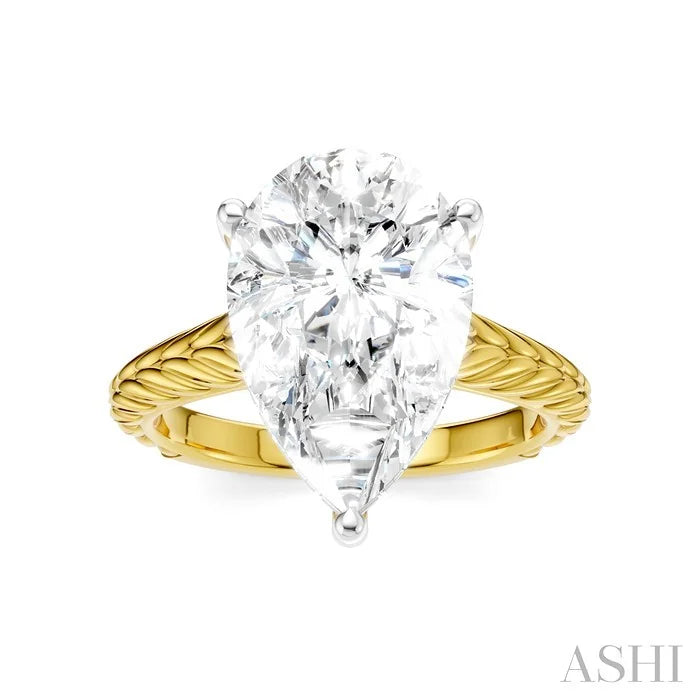 Pear Shape Semi-Mount Diamond Engagement Ring