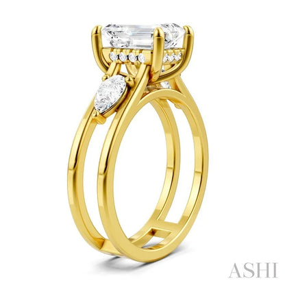 Emerald Shape Semi-Mount Diamond Engagement Ring