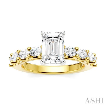 Emerald Shape Semi-Mount Diamond Engagement Ring