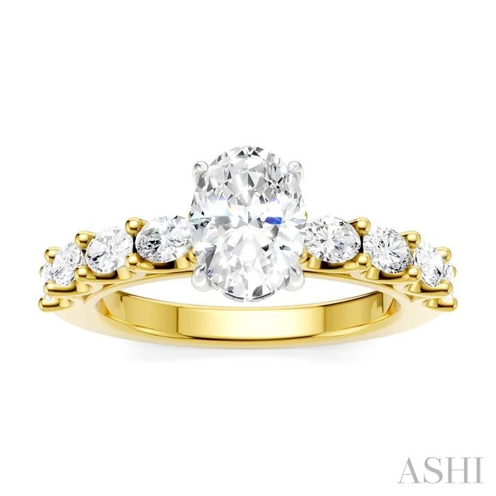 Oval Shape Semi-Mount Diamond Engagement Ring