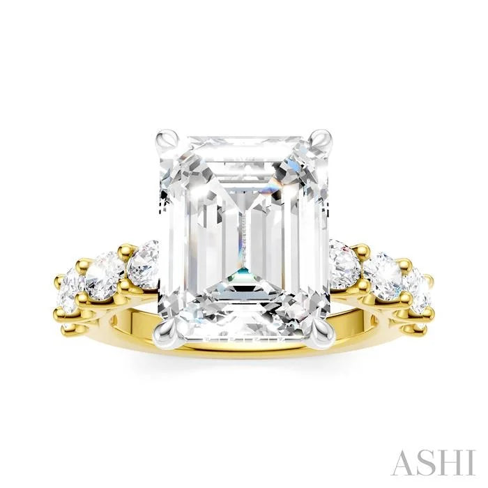 Emerald Shape Semi-Mount Diamond Engagement Ring