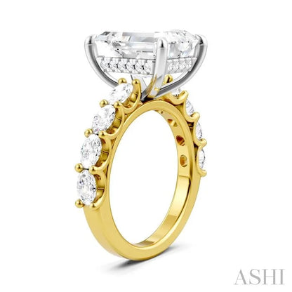 Emerald Shape Semi-Mount Diamond Engagement Ring