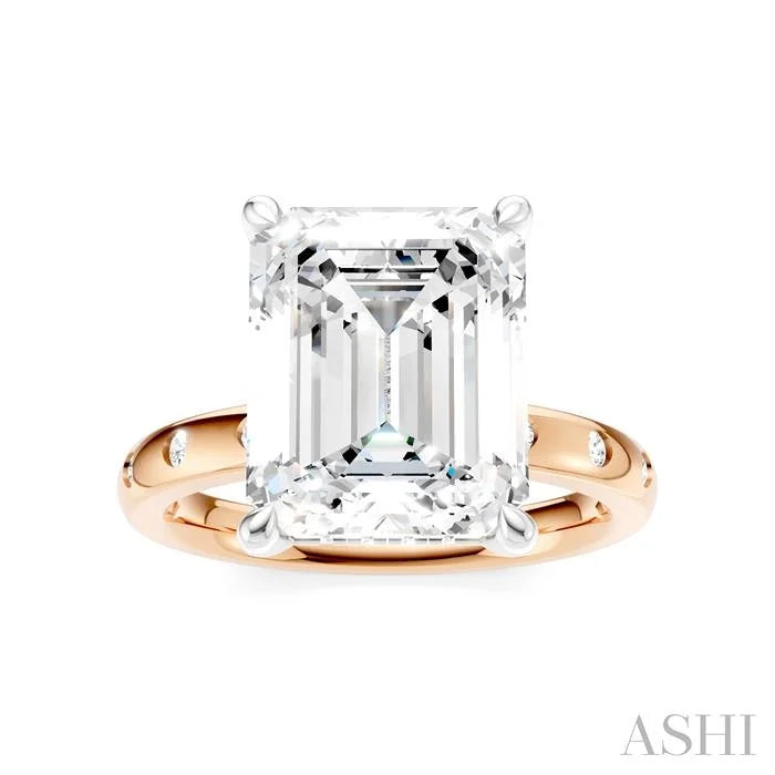 Emerald Shape Semi-Mount Diamond Engagement Ring