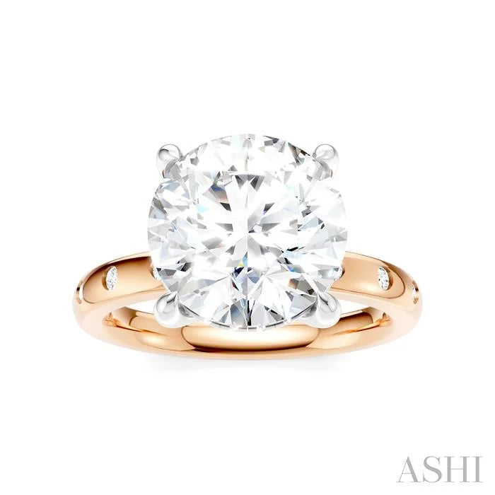 Round Shape Semi-Mount Diamond Engagement Ring