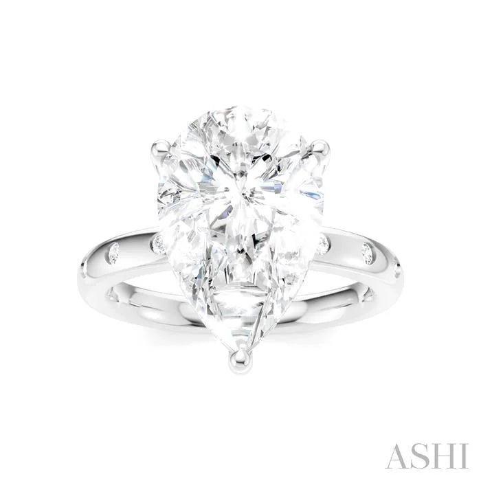 Pear Shape Semi-Mount Diamond Engagement Ring