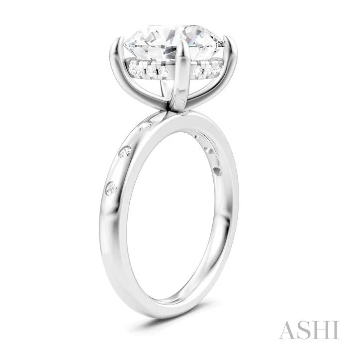 Round Shape Semi-Mount Diamond Engagement Ring