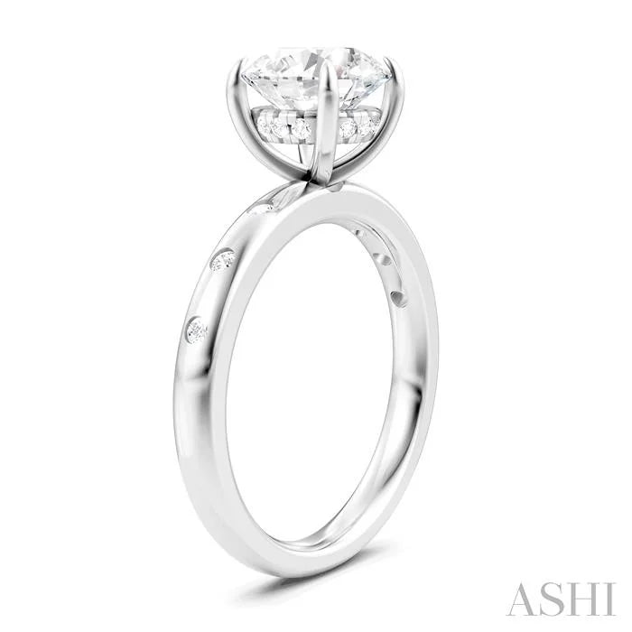 Round Shape Semi-Mount Diamond Engagement Ring