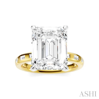 Emerald Shape Semi-Mount Diamond Engagement Ring