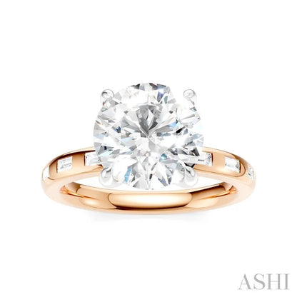 Round Shape Semi-Mount Diamond Engagement Ring