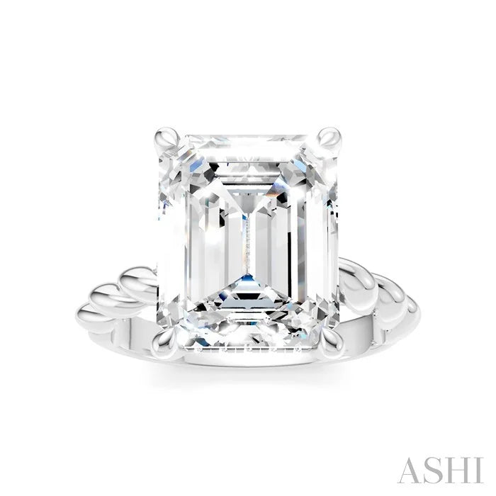 Emerald Shape Semi-Mount Diamond Engagement Ring