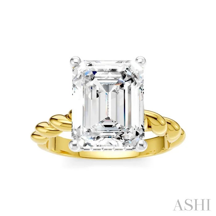 Emerald Shape Semi-Mount Diamond Engagement Ring