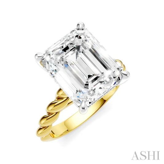 Emerald Shape Semi-Mount Diamond Engagement Ring
