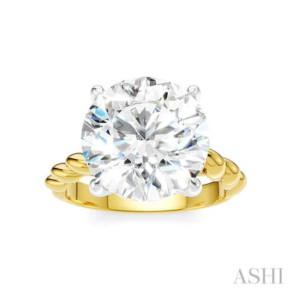 Round Shape Semi-Mount Diamond Engagement Ring