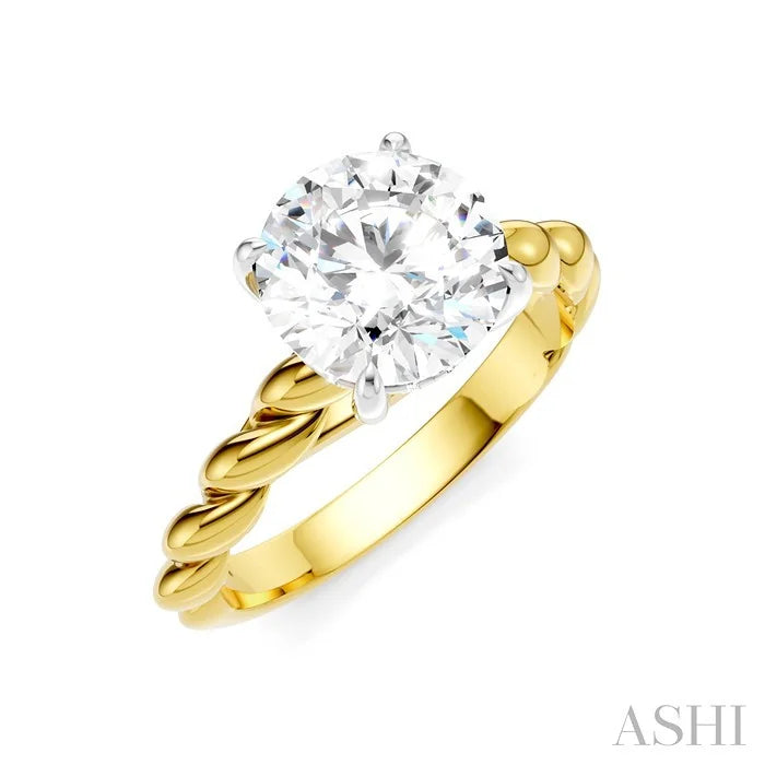 Round Shape Semi-Mount Diamond Engagement Ring