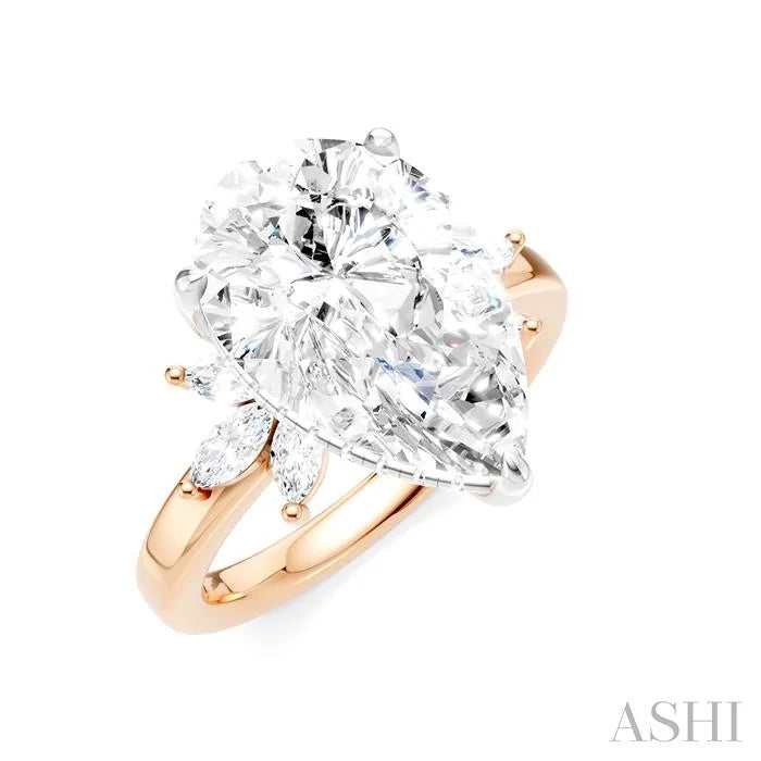 Pear Shape Semi-Mount Diamond Engagement Ring