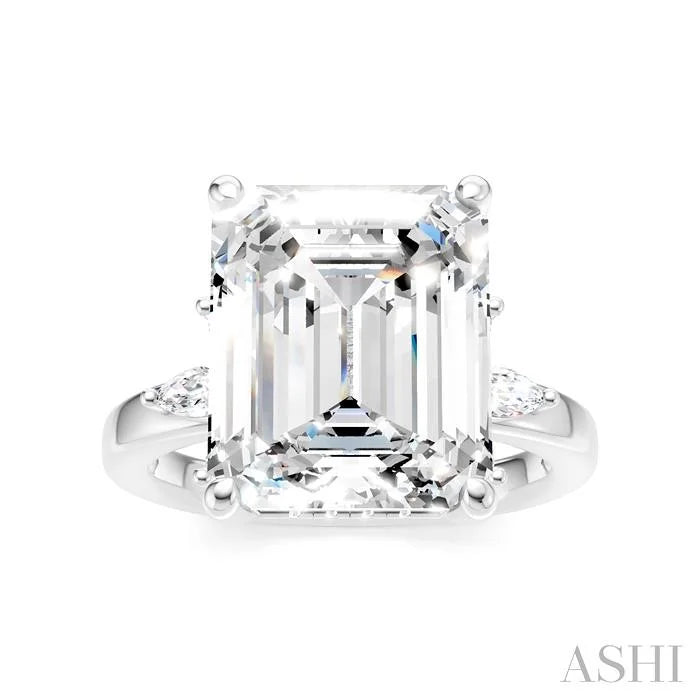 Emerald Shape Semi-Mount Diamond Engagement Ring