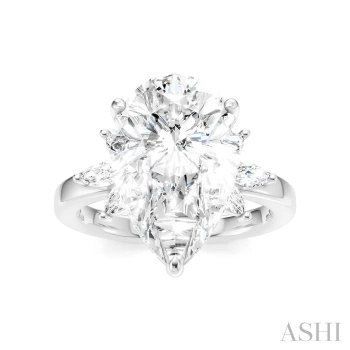 Pear Shape Semi-Mount Diamond Engagement Ring