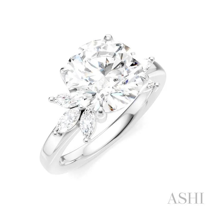 Round Shape Semi-Mount Diamond Engagement Ring