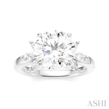 Round Shape Semi-Mount Diamond Engagement Ring