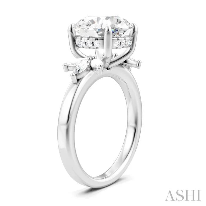 Round Shape Semi-Mount Diamond Engagement Ring
