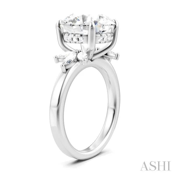 Round Shape Semi-Mount Diamond Engagement Ring
