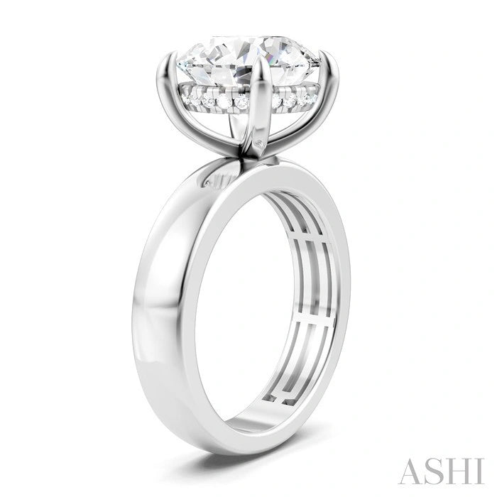 Round Shape Semi-Mount Diamond Engagement Ring