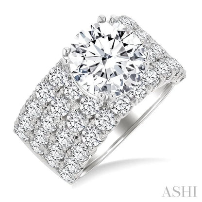 Round Shape Semi-Mount Diamond Engagement Ring