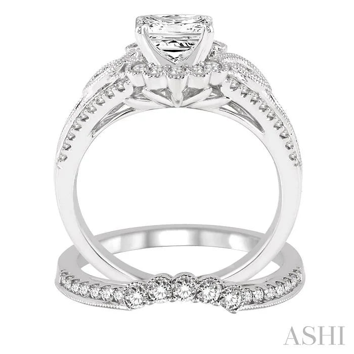 Round Shape Diamond Flower Wedding Set