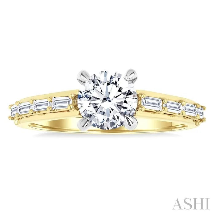 Round Shape Semi-Mount Diamond Engagement Ring