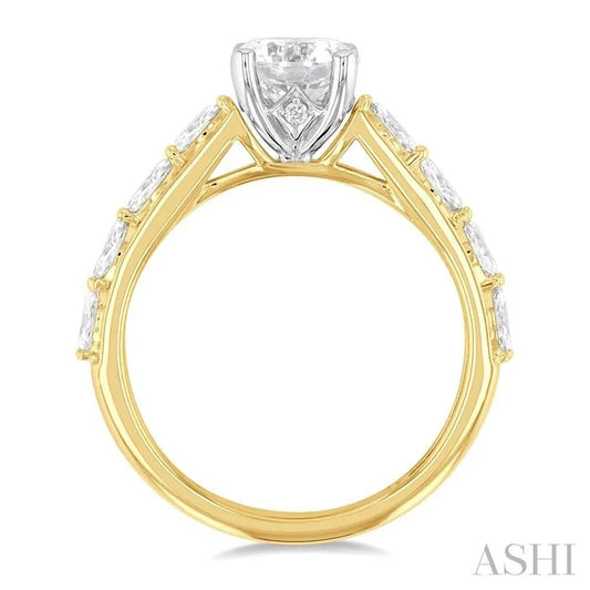 Round Shape Semi-Mount Diamond Engagement Ring