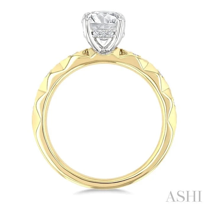 Round Shape Semi-Mount Diamond Engagement Ring